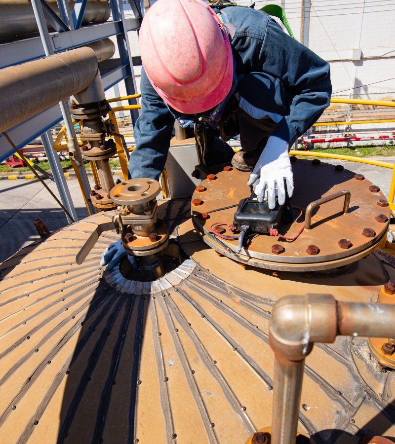 Male worker are for inspection ultrasonic thickness roof plate dome top